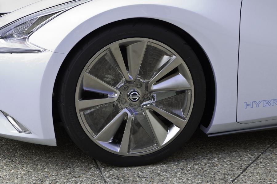  Nissan Ellure Concept 2010 года  (фото 29 из 52)